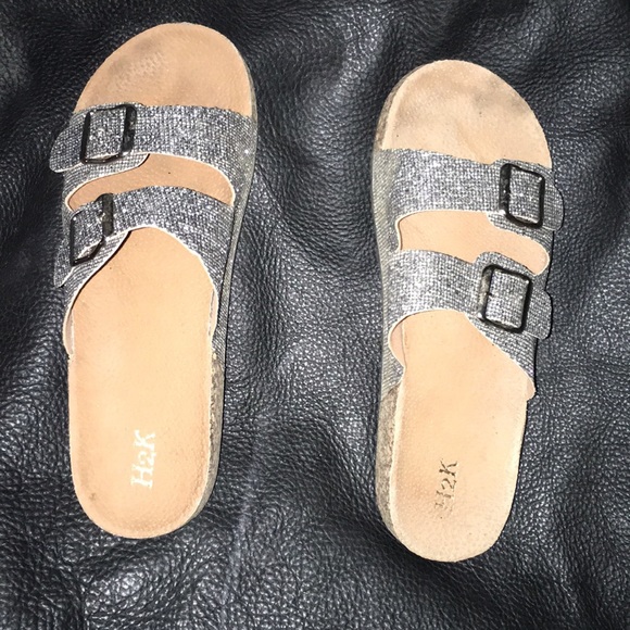 Sandals - Picture 1 of 1